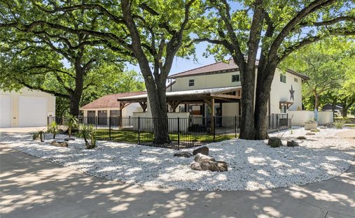 House in Copper Canyon, Texas, United States 1