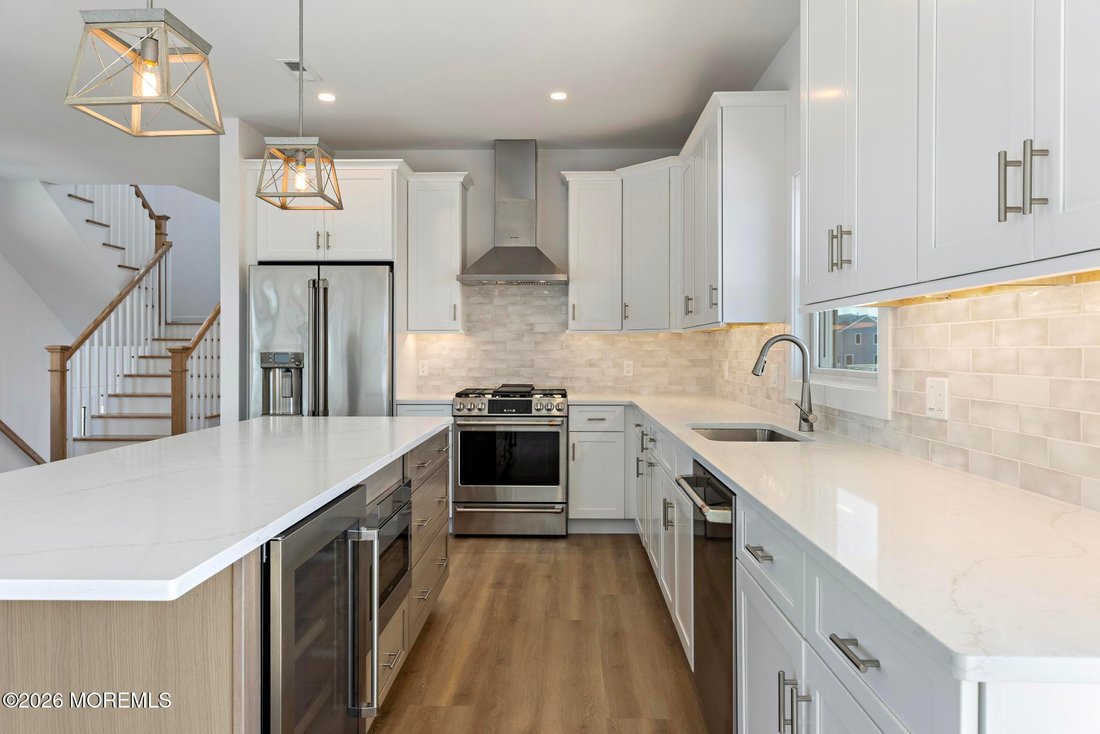 House in Stafford Township, New Jersey, United States 5 - 17904095
