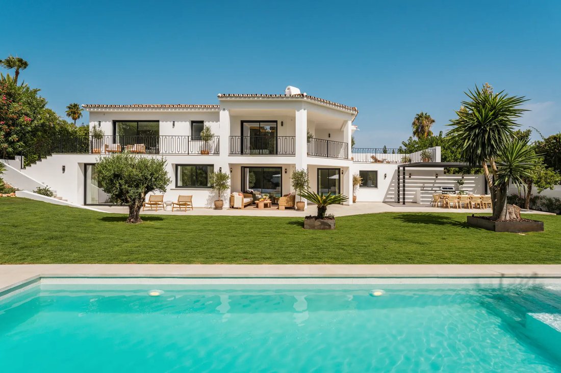 Villa in Golden Mile, Andalusia, Spain 1 - 17923231