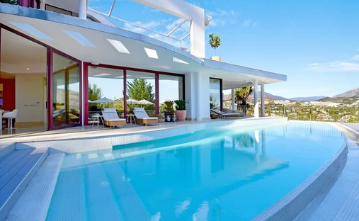 Villa in Nueva Andalucia, Marbella, Spain 1