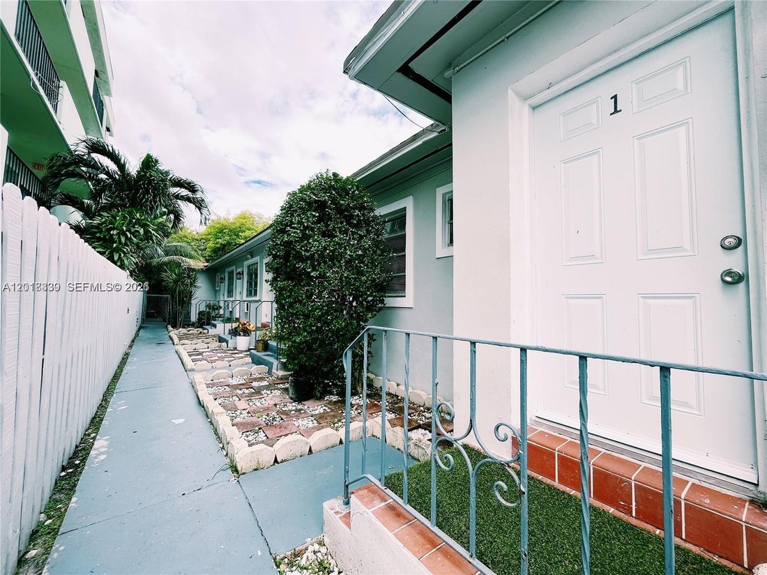 Miami Beach, Florida, United States 4 - 17916806