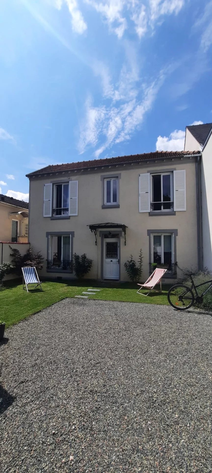House in Villiers-sur-Marne, Ile-de-France, France 1 - 16452379