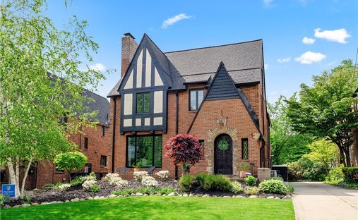 House in Akron, Ohio, United States 1