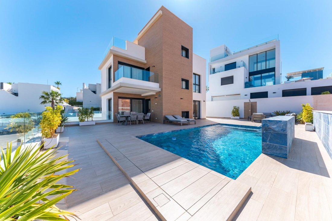 Villa in Orihuela, Valencian Community, Spain 4 - 17367236