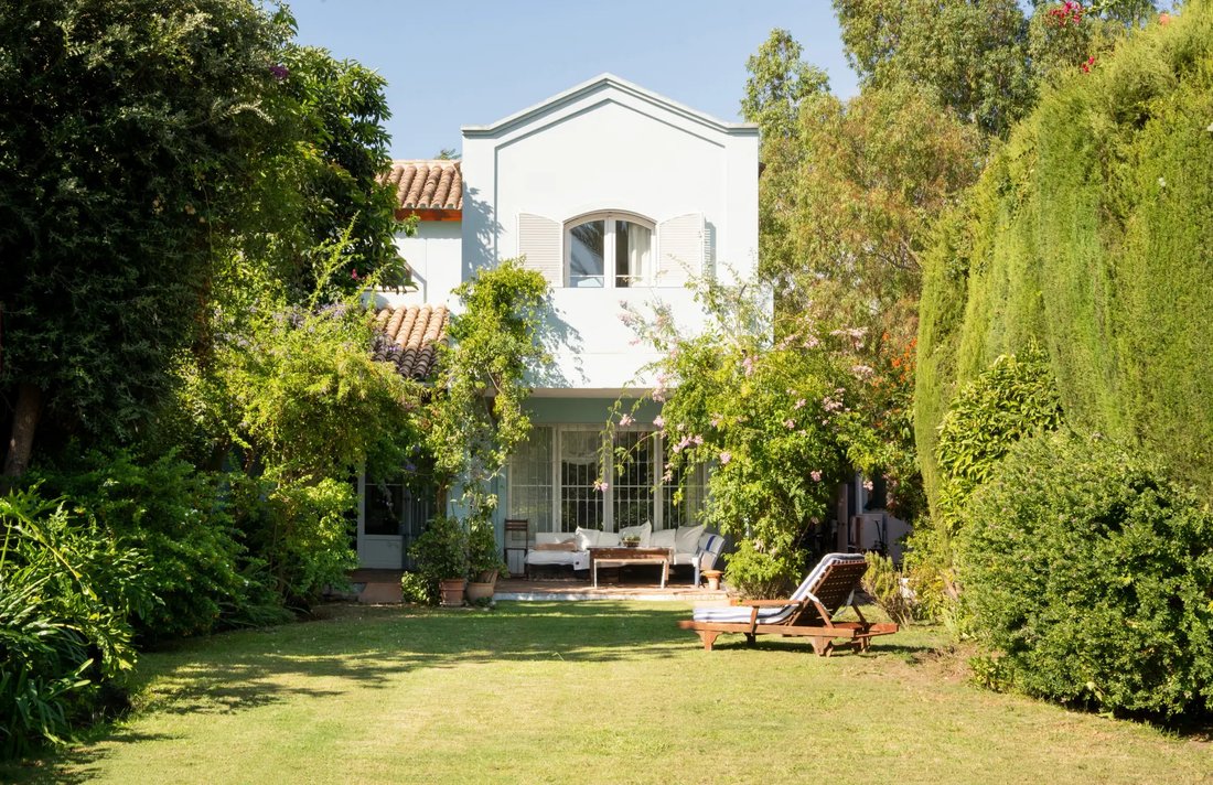 House in Guadalmina Alta, San Pedro de Alcantara, Spain 1 - 17920276