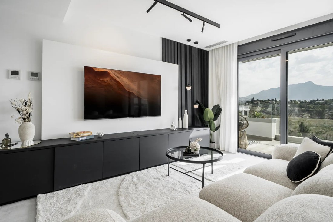 Apartment in Estepona, Andalusia, Spain 2 - 17923626