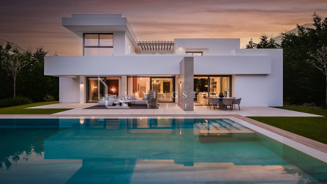 Villa in Estepona, Andalusia, Spain 1 - 17920421
