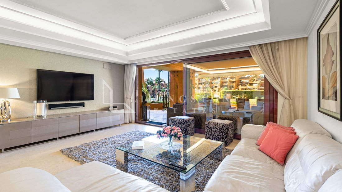 Apartment in Estepona, Andalusia, Spain 4 - 17921725