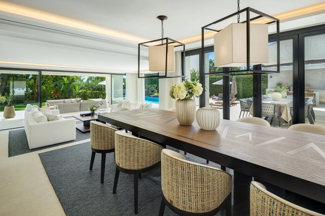 Villa in Nueva Andalucia, Marbella, Spain 4 - 17923360