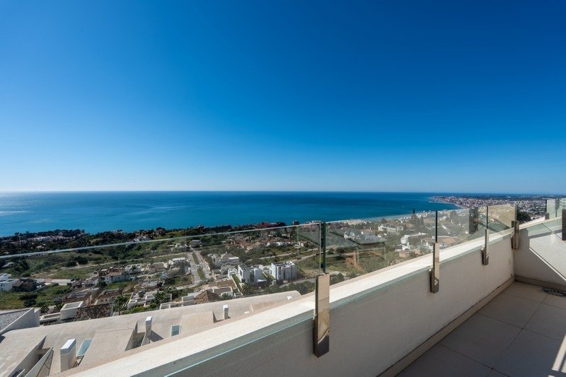 Apartment in Benalmadena, Andalusia, Spain 5 - 17923470