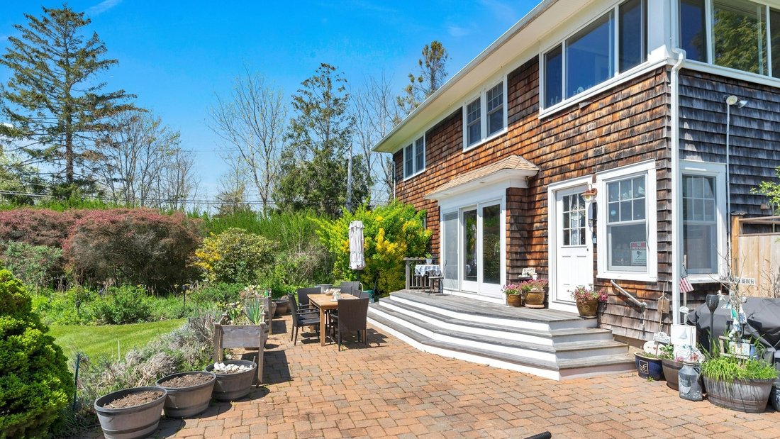 House in Greenport West, New York, United States 3 - 17862085