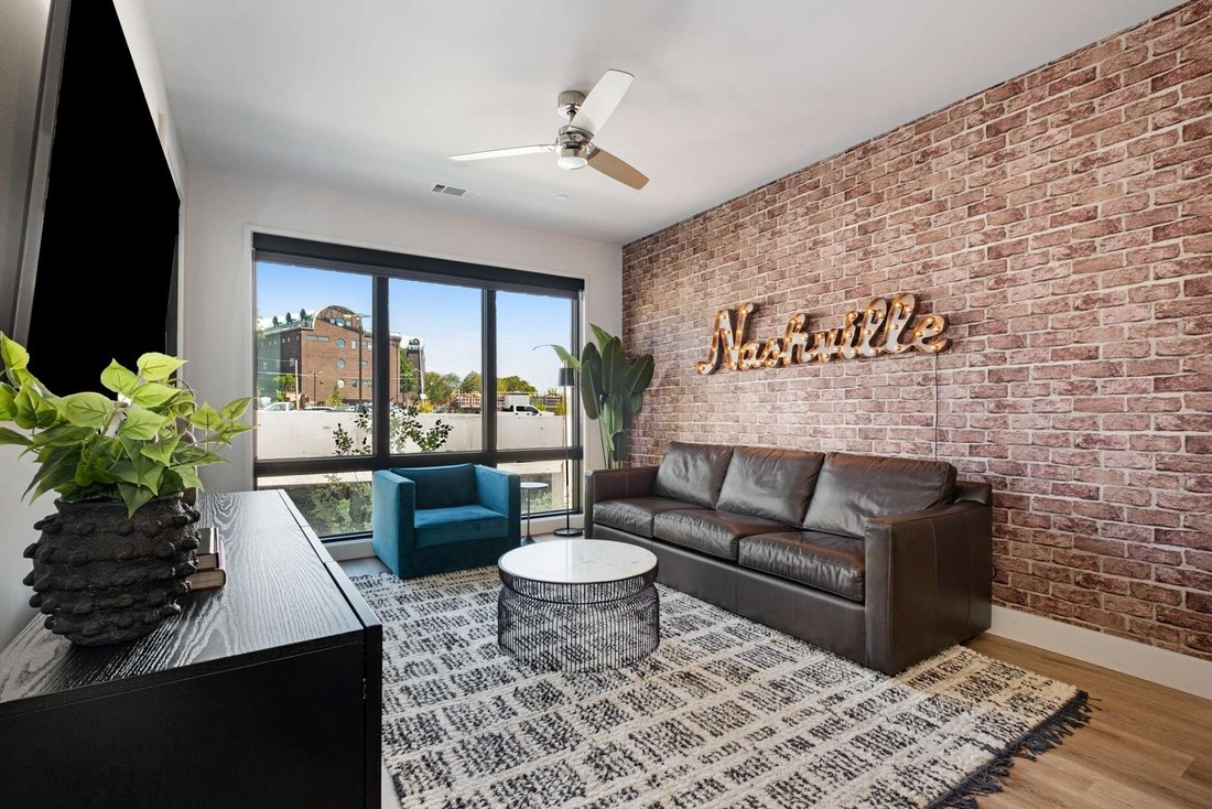 Condo in Nashville, Tennessee, United States 2 - 17916944
