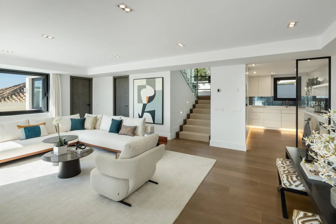Villa in Nueva Andalucia, Marbella, Spain 4 - 17922823