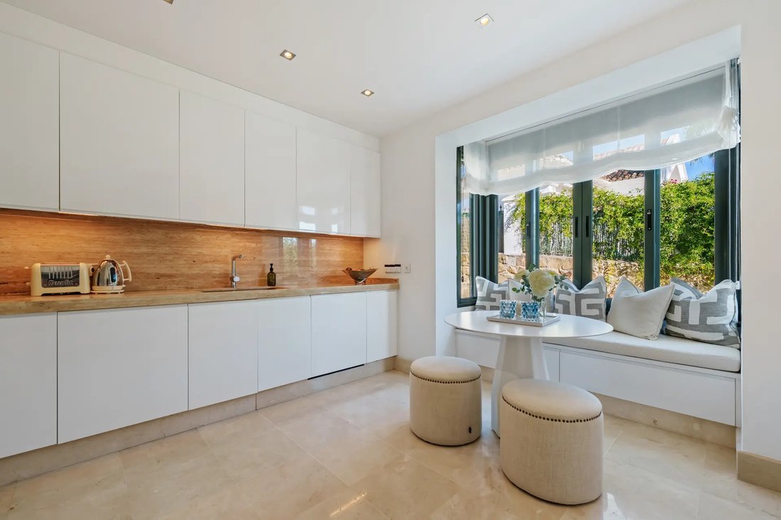 Villa in Nueva Andalucia, Marbella, Spain 2 - 17922267