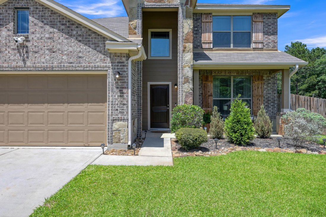 House in Willis, Texas, United States 3 - 17917003