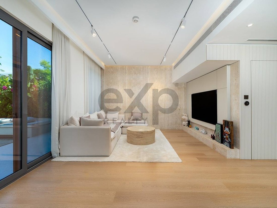 Villa in Tilal Al Ghaf, Dubai, United Arab Emirates 3 - 17916578