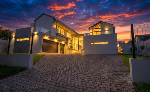 House in Munyaka Waterfall City, Gauteng, South Africa 1
