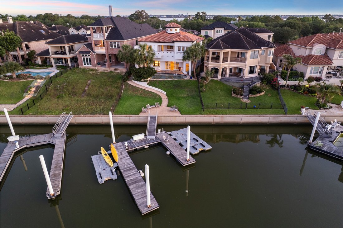 House in League City, Texas, United States 3 - 15689566