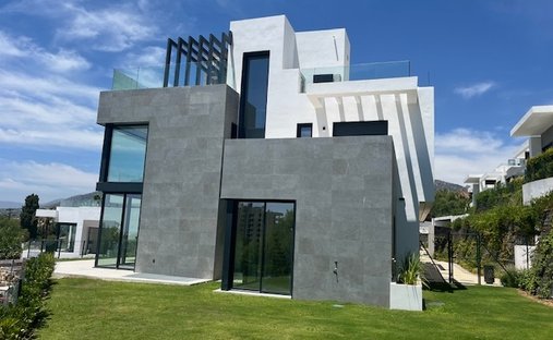 Chalet in Rio Real, Marbella, Andalusia 1