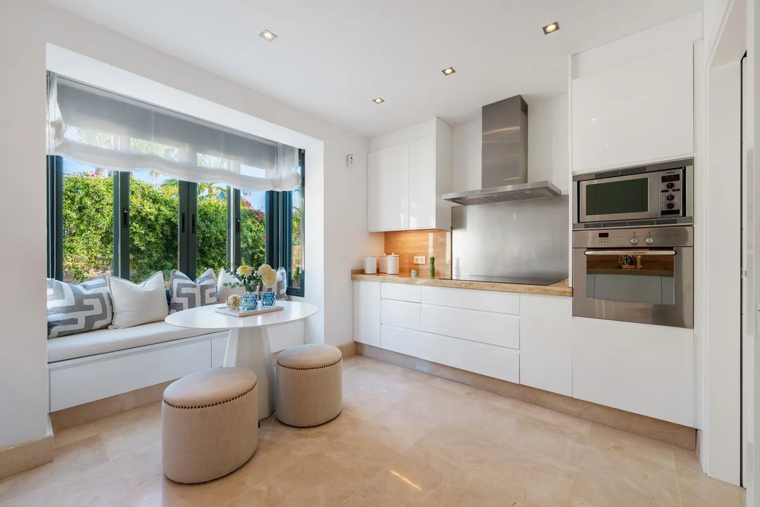 Villa in Nueva Andalucia, Marbella, Spain 4 - 17922267