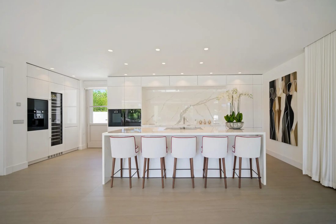 Villa in Nueva Andalucia, Marbella, Spain 5 - 17923267
