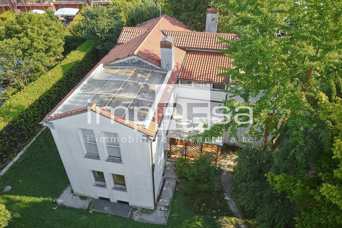 Villa in Treviso, Veneto, Italy 5 - 17924482