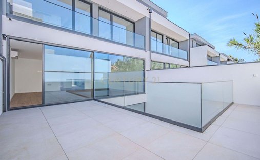Villa in Canidelo, Porto District, Portugal 1