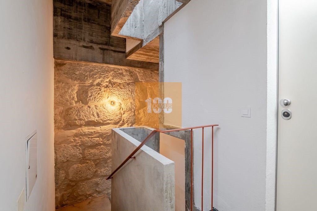 Apartment in Cedofeita, Santo Ildefonso, Se, Miragaia, Sao Nicolau e Vitoria, Porto District, Portugal 4 - 17918733
