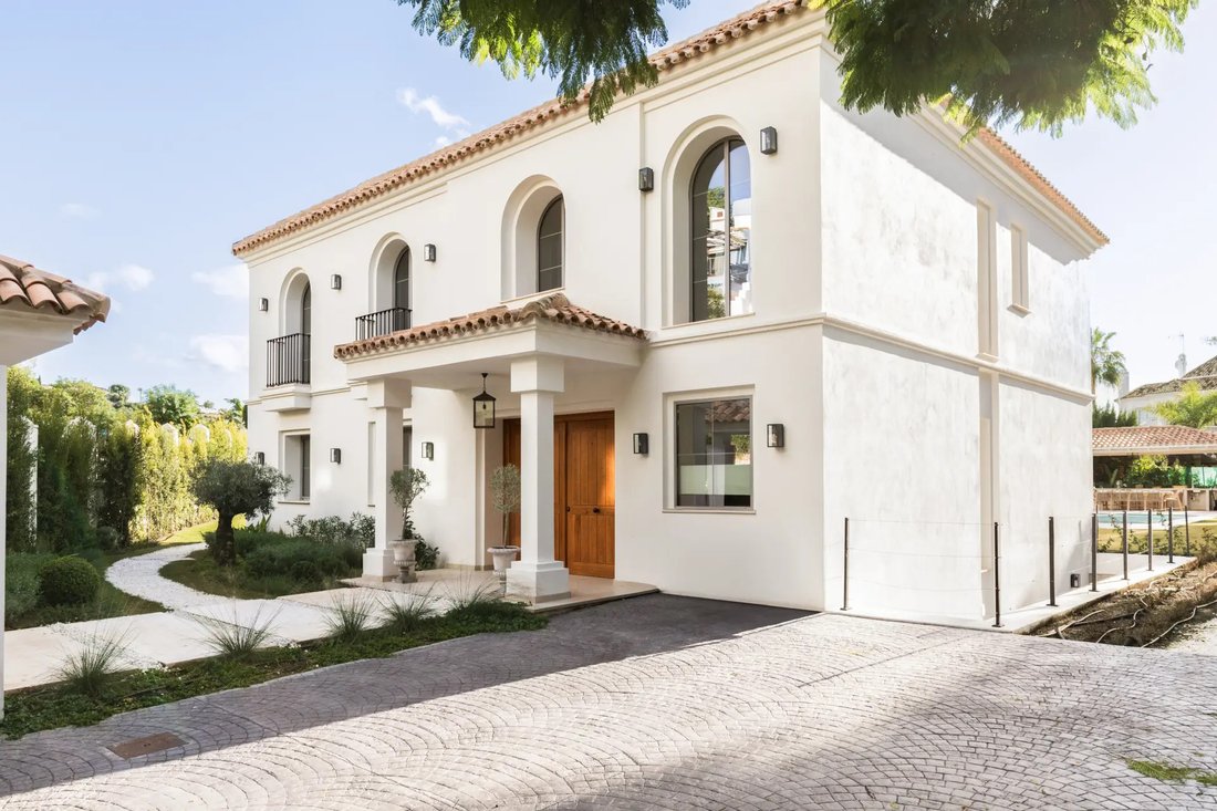 Villa in Benahavis, Andalusia, Spain 2 - 17920972