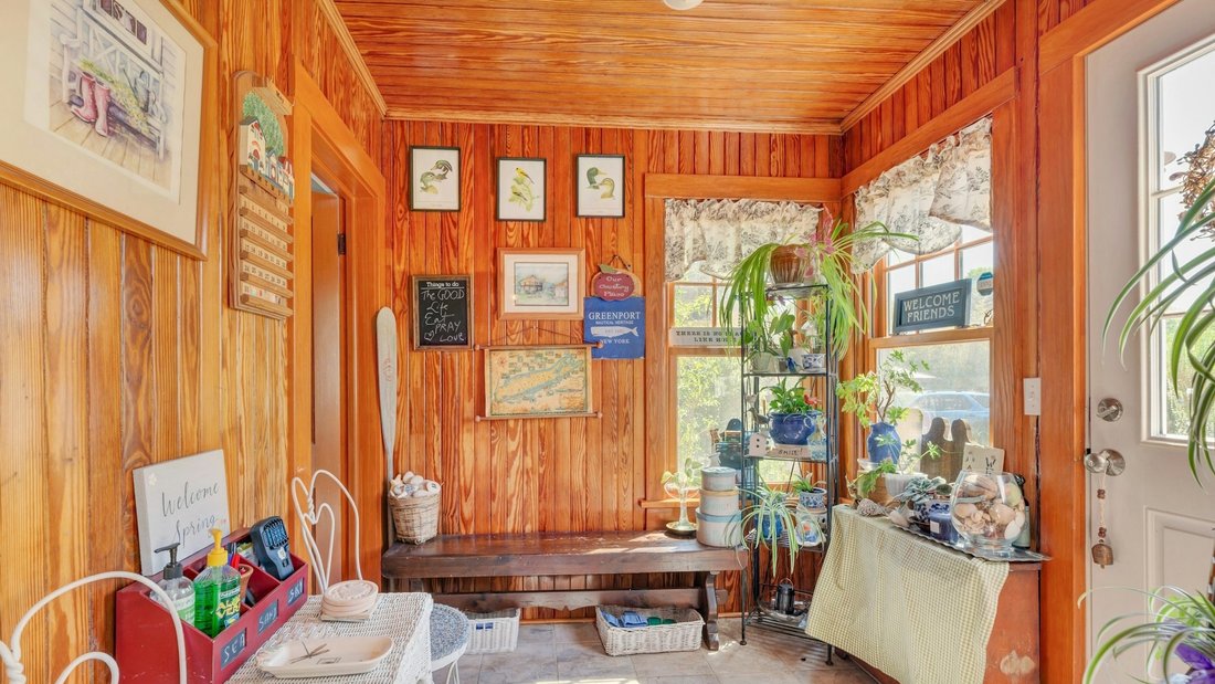 House in Greenport West, New York, United States 4 - 17862085