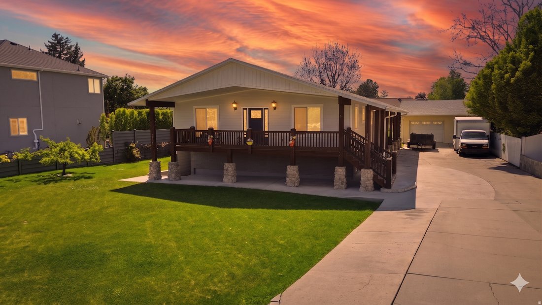 House in Orem, Utah, United States 1 - 16369803