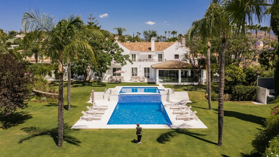 Villa in Nueva Andalucia, Marbella, Spain 1 - 17922470
