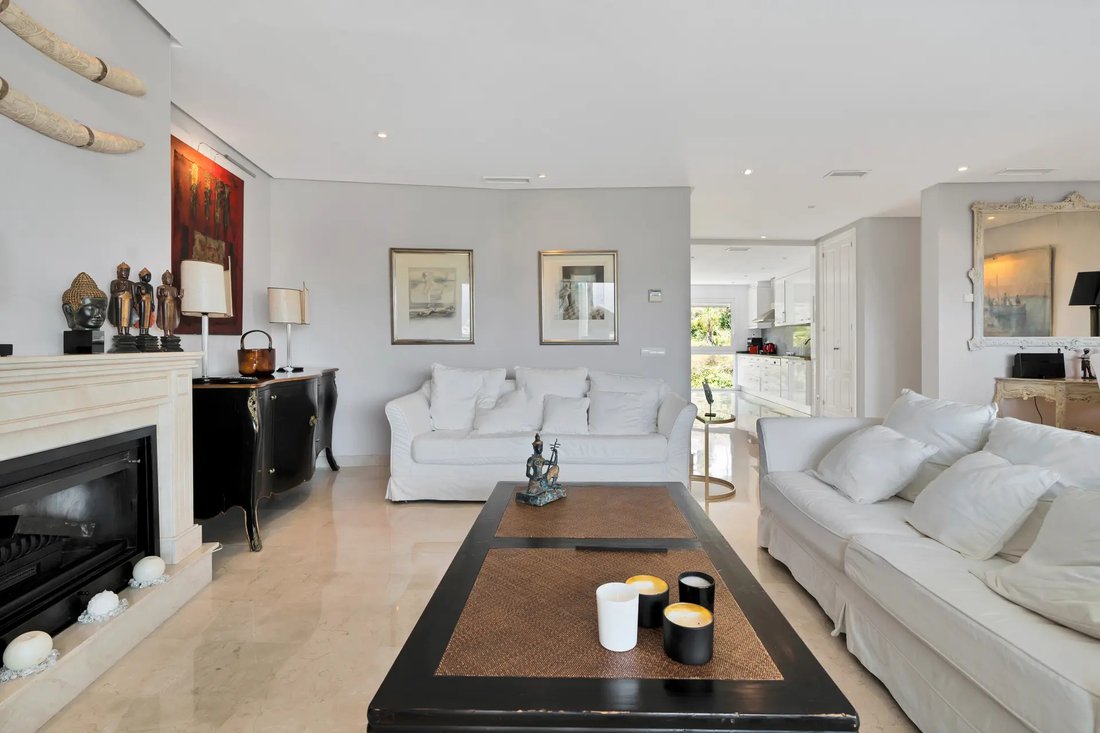 Apartment in Marbella, Andalusia, Spain 1 - 17923583