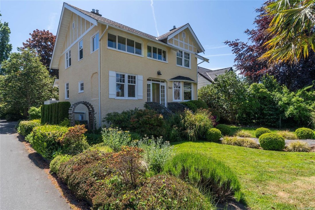 House in Oak Bay, British Columbia, Canada 2 - 17922789