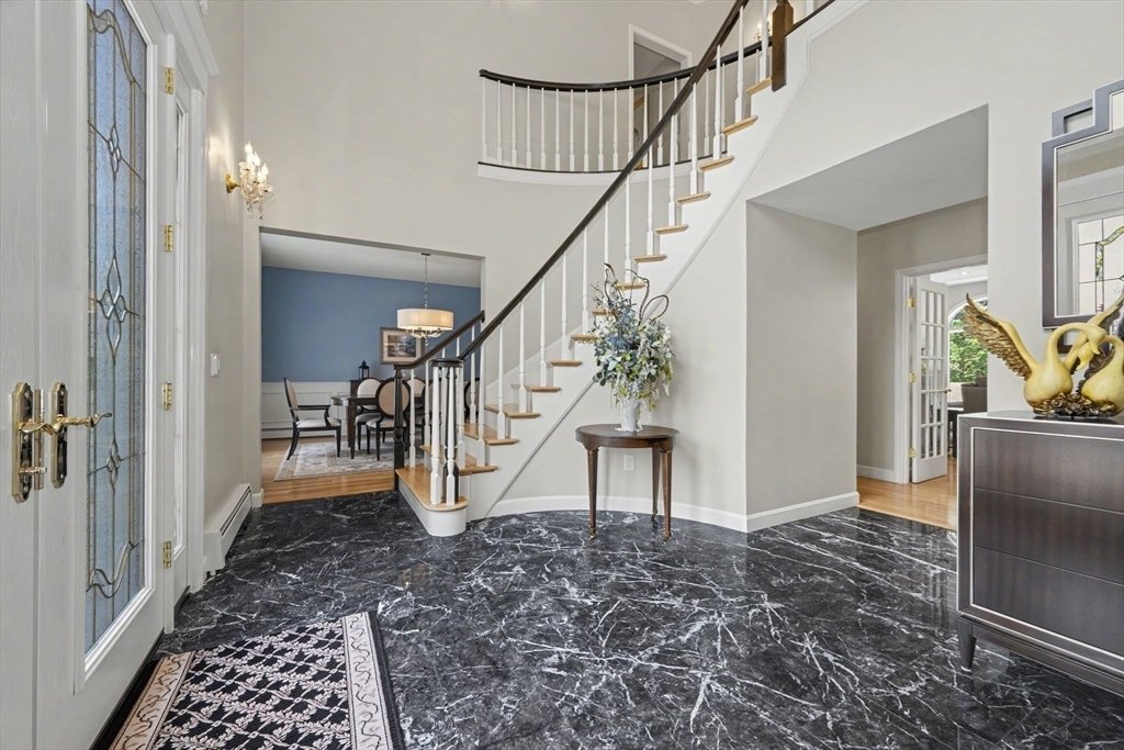 House in Saugus, Massachusetts, United States 4 - 17924953