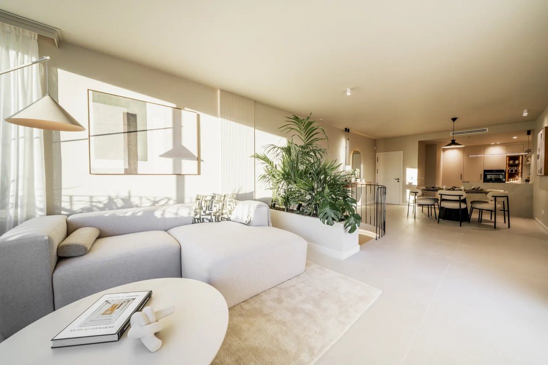 Apartment in La Quinta, Benahavis, Andalusia 1 - 17923756