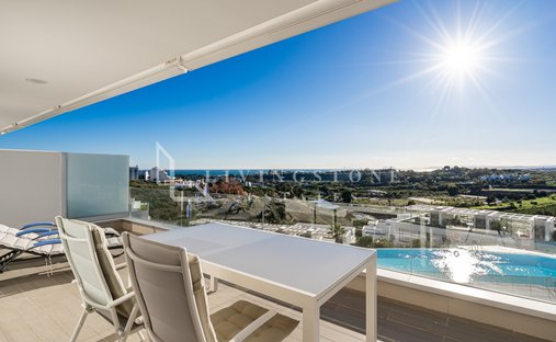 Apartment in Cancelada, Estepona, Andalusia 1