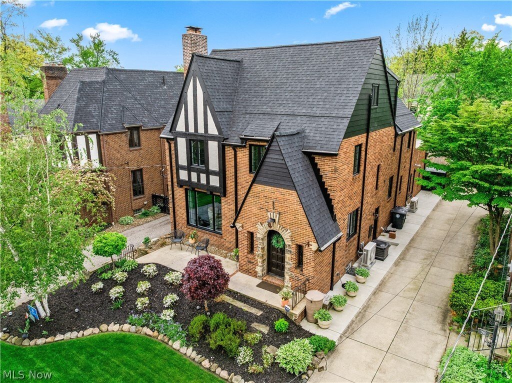 House in Akron, Ohio, United States 2 - 17921192