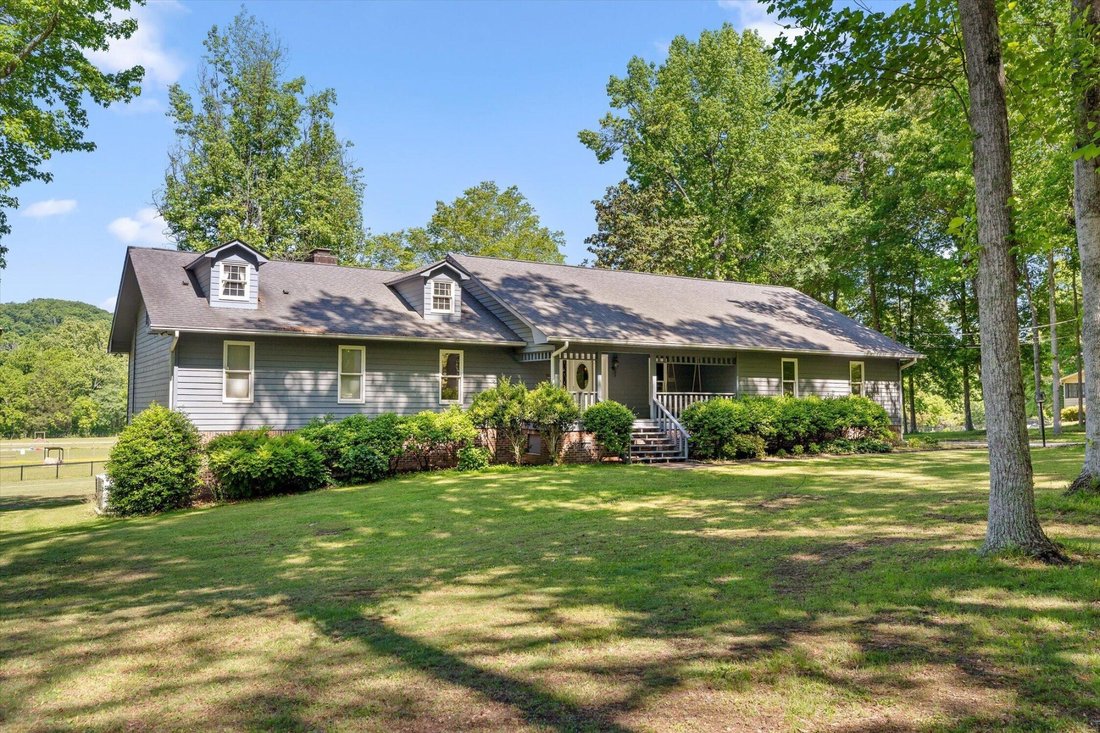House in McDonald, Tennessee, United States 1 - 17916985