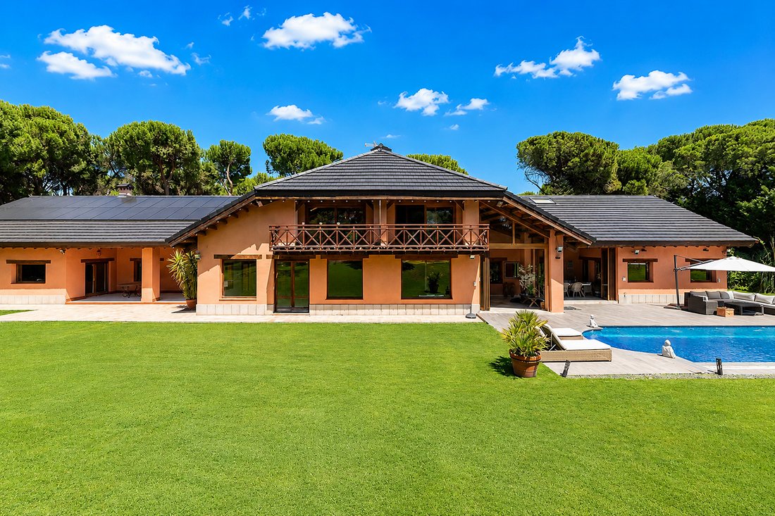 House in Pozuelo de Alarcon, Comunidad de Madrid, Spain 2 - 14871427