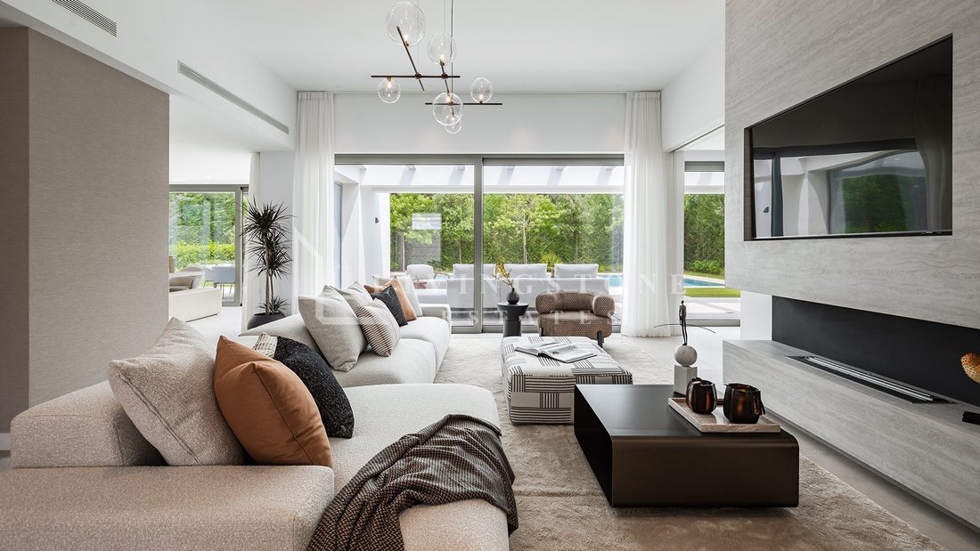 Villa in Estepona, Andalusia, Spain 4 - 17920354