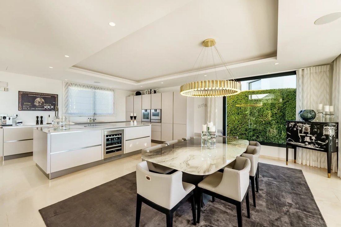 Villa in Nueva Andalucia, Marbella, Spain 4 - 17923307