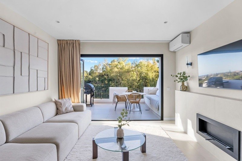 Apartment in Benahavis, Andalusia, Spain 4 - 17923485