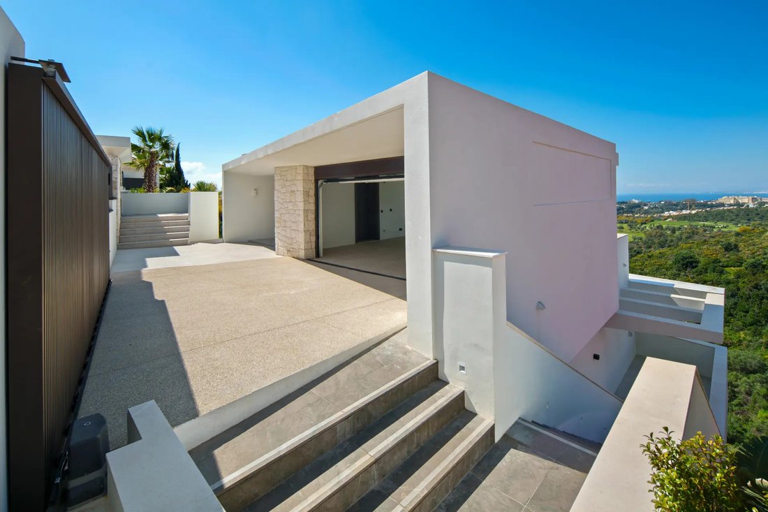Villa in Marbella, Andalusia, Spain 3 - 17922138