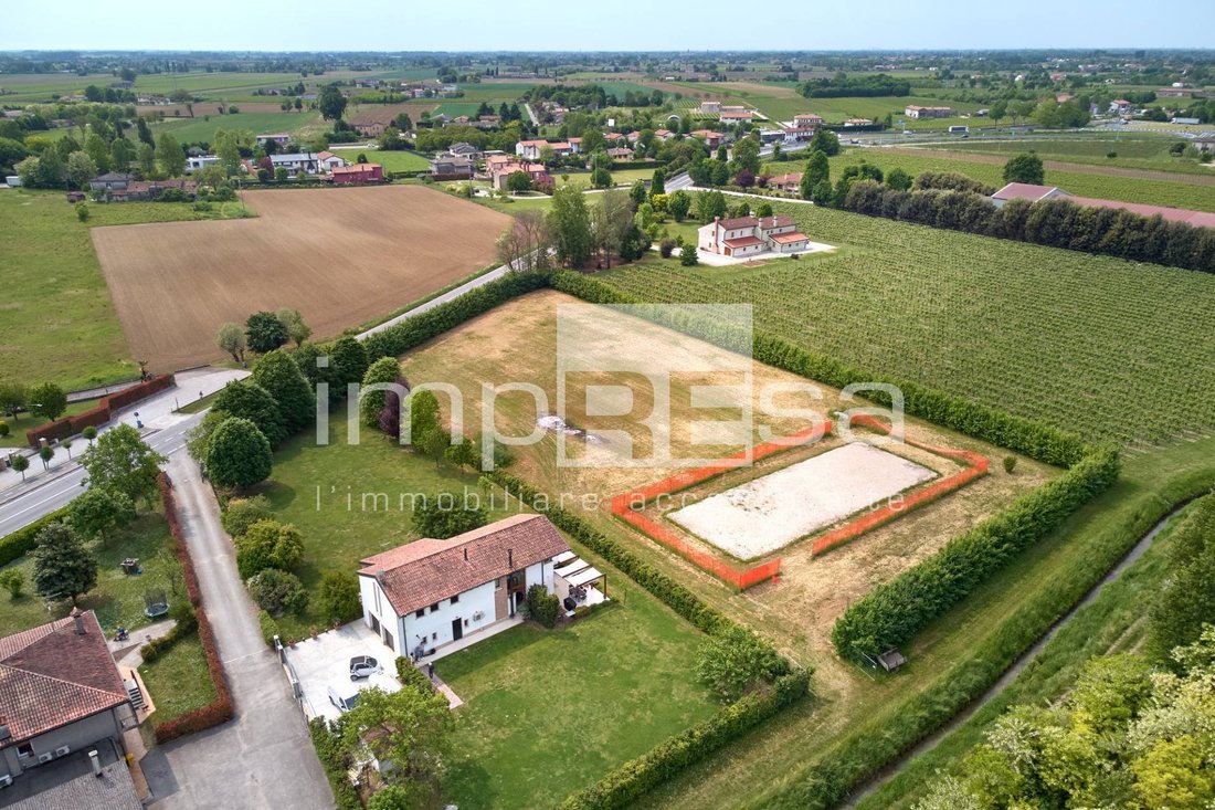 Land in Roncade, Veneto, Italy 3 - 17924486
