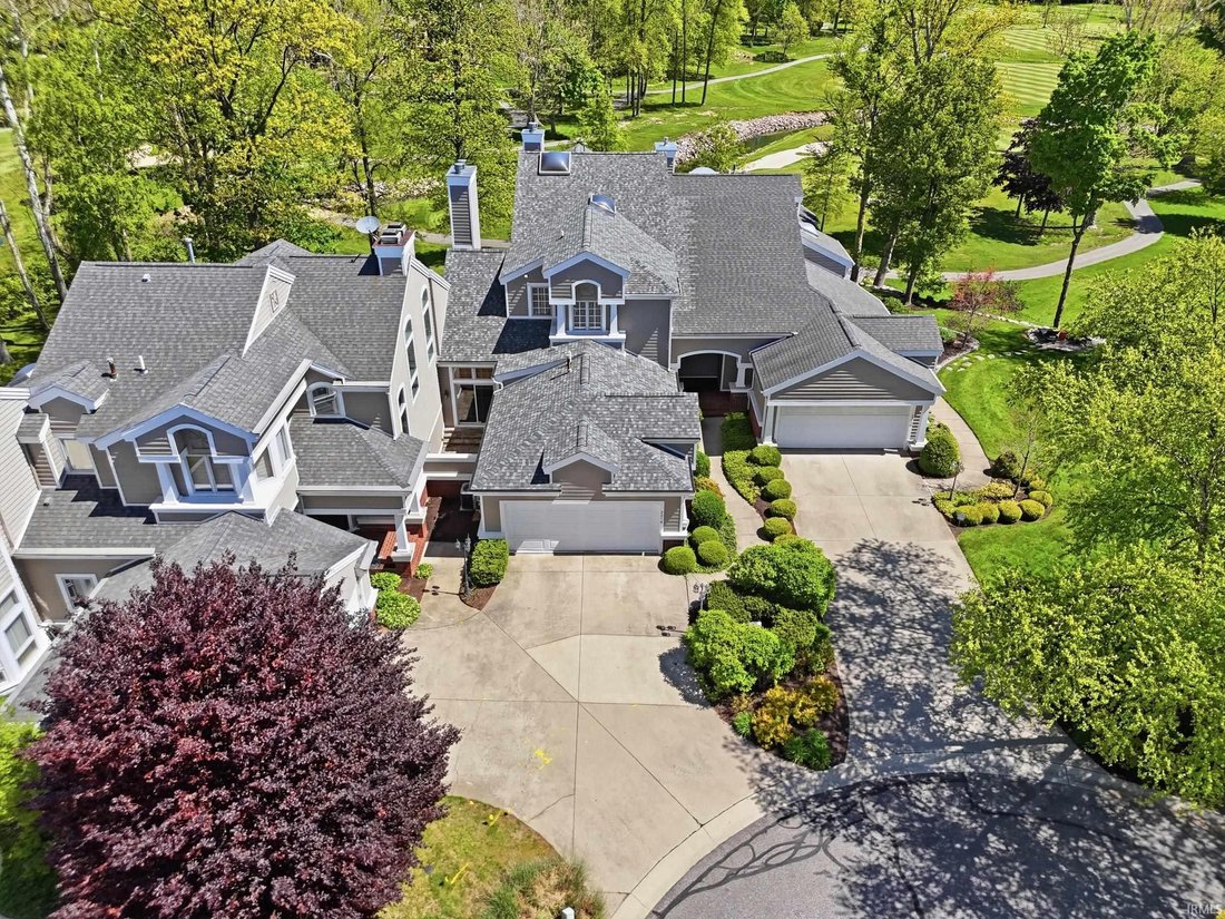 Condo in Fort Wayne, Indiana, United States 1 - 17924078