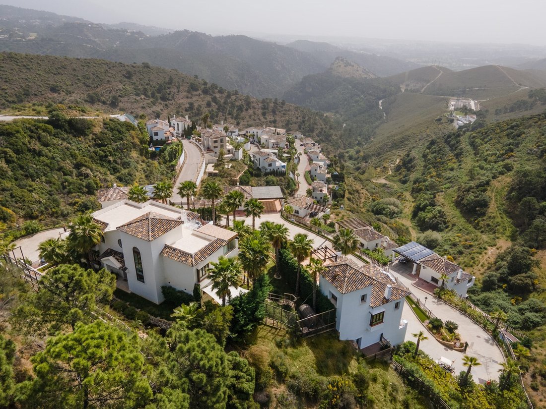 Villa in Benahavis, Andalusia, Spain 3 - 17919235