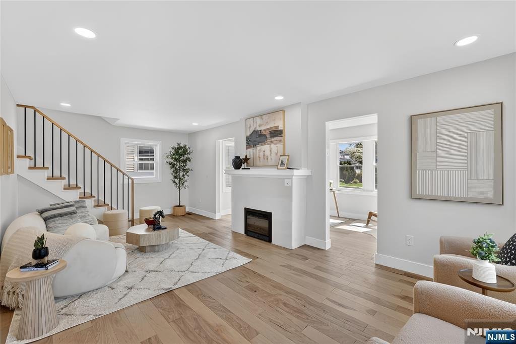 House in Millburn, New Jersey, United States 4 - 17916146