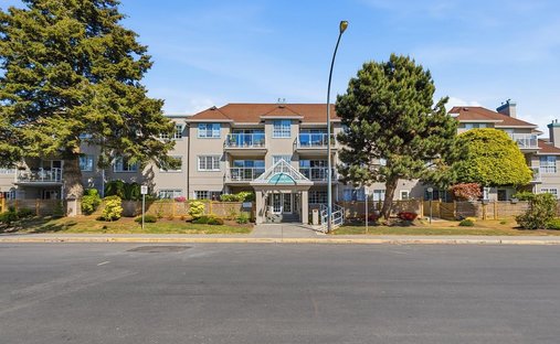Condominio en Delta, Columbia Británica, Canadá 1