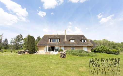 Estate in Nord Est, Gretz-Armainvilliers, France 1